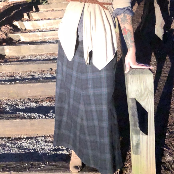 ❌SOLD❌VINTAGE Ralph Lauren Tartan Wool Plaid Skirt - Picture 5 of 6